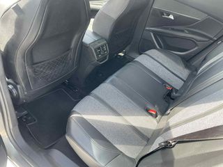 Peugeot 3008 2019 1.2 PURETECH 130 ALLURE-thumb-13
