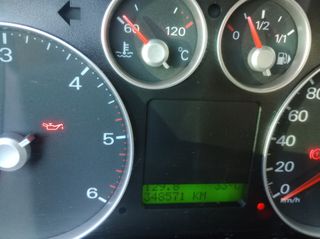 Ford C-Max 2003-thumb-12