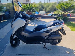 Yamaha NMAX 125 2022