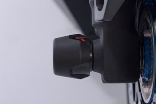 SW-MOTECH Μανιτάρια εμπρός τροχού για Suzuki GSX-8S/8R (22-), V-Strom 800 (22-)-thumb-4