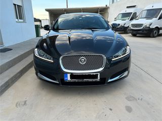 Jaguar XF 2014 S-sport 3.0 V6-thumb-2