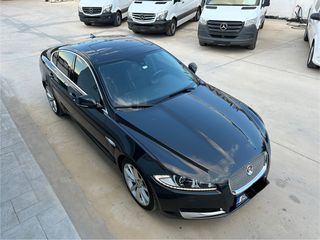Jaguar XF 2014 S-sport 3.0 V6-thumb-3