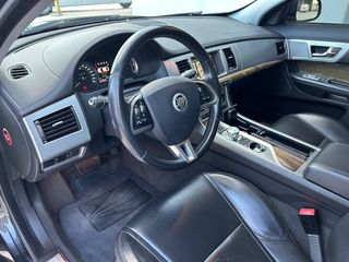 Jaguar XF 2014 S-sport 3.0 V6-thumb-7
