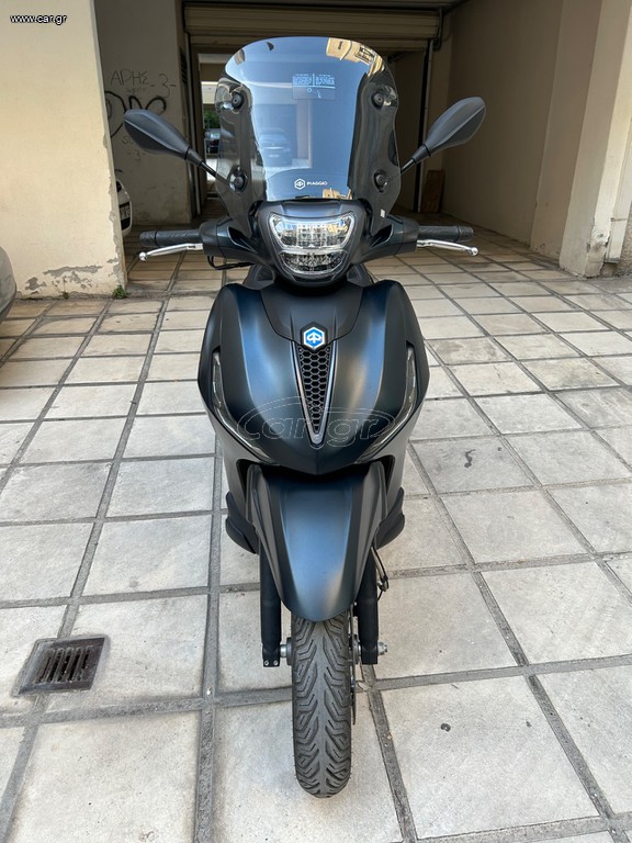 Piaggio Beverly 300 2021 BEVERLY 300S HPE