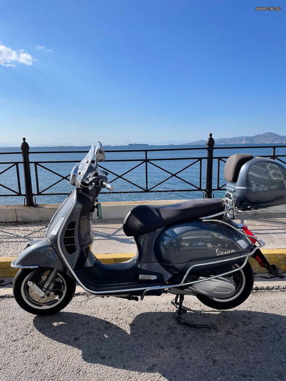 Vespa GTS 300 2021 TOURING