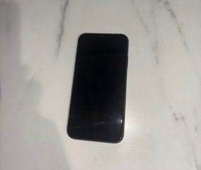 Iphone 11 Black 64gb μεταχειρισμένο-thumb-1