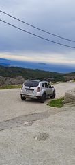 Dacia Duster 2011-thumb-2