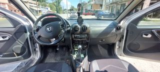 Dacia Duster 2011-thumb-8