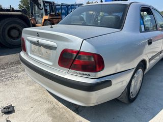 ΠΙΣΩ ΔΕΞΙΑ ΦΑΝΑΡΙΑ ΕΣΩ/ΕΞΩ MITSUBISHI CARISMA ‘99-‘04 SEDAN