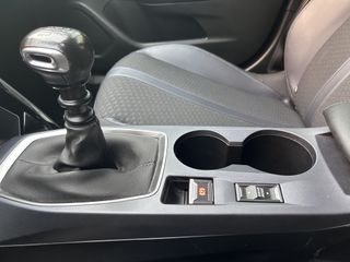Peugeot 2008 2020 1.2 PT | 131Hp | Allure S-thumb-30