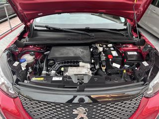 Peugeot 2008 2020 1.2 PT | 131Hp | Allure S-thumb-32