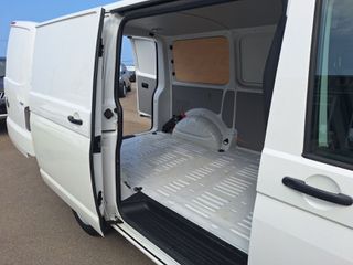 Volkswagen T6 2018-thumb-11