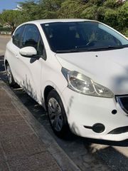 Peugeot 208 2014