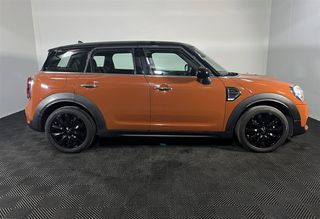 Mini Countryman 2017 (Cooper)-thumb-3