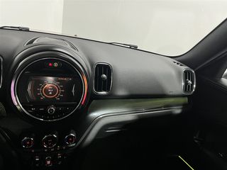 Mini Countryman 2017 (Cooper)-thumb-13
