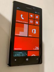 NOKIA LUMIA 925-thumb-2