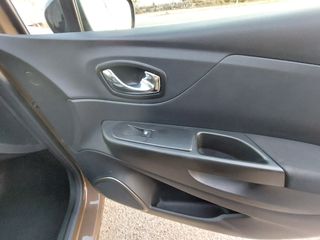 Renault Captur 2017 ENERGY DCI 90 EXPERIENCE-thumb-29