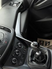 Ford Kuga 2015 ΜΕ ΟΘΟΝΗ-ΘΕΡΜΑΙΝΟΜΕΝΑ-ΑΥΤΟΜΑΤΟ ΠΑΡΚΑΡΙΣΜΑ-KEYLESS-thumb-18