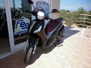 Piaggio Beverly 350 2016 ABS-ASR-thumb-1