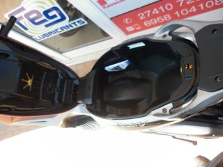 Piaggio Beverly 350 2016 ABS-ASR-thumb-6
