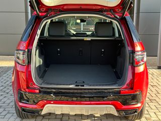 Land Rover Discovery Sport 2023 P300e S Facelift-thumb-16