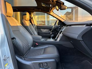 Land Rover Discovery Sport 2023 P300e SE-thumb-8