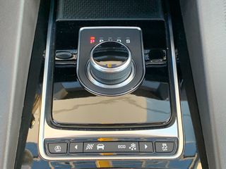 Jaguar F-Pace 2019 PRESTIGE P250-thumb-16