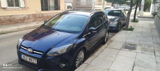 Ford Focus 2011 TITANIUM