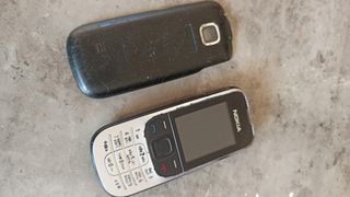 NOKIA 2330c-2 με εξτρα-thumb-1