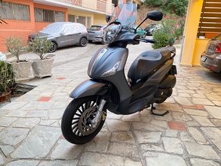 Piaggio Beverly 300i 2015-thumb-2