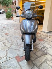 Piaggio Beverly 300i 2015-thumb-3