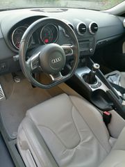 Audi TT 2009-thumb-3