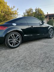 Audi TT 2009-thumb-9
