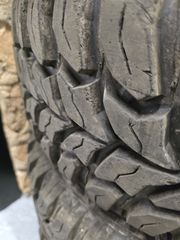 Mud Terrain 265/70/R16-thumb-2