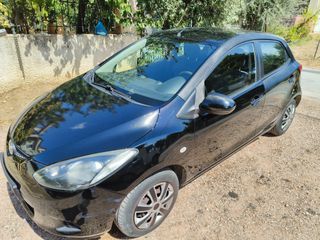 Mazda 2 2008-thumb-1