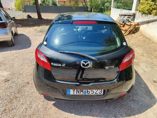 Mazda 2 2008-thumb-5