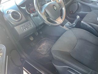 Renault Clio 2016 1.5 DCI DIESEL-thumb-10