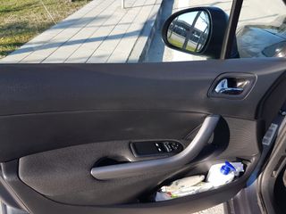 Peugeot 308 2008-thumb-35
