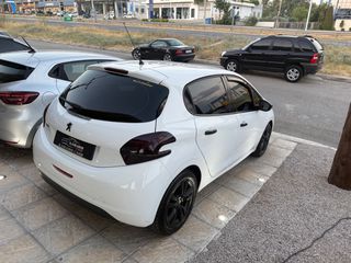 Peugeot 208 2017-thumb-3
