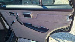 Mercedes-Benz 230 1967-thumb-23