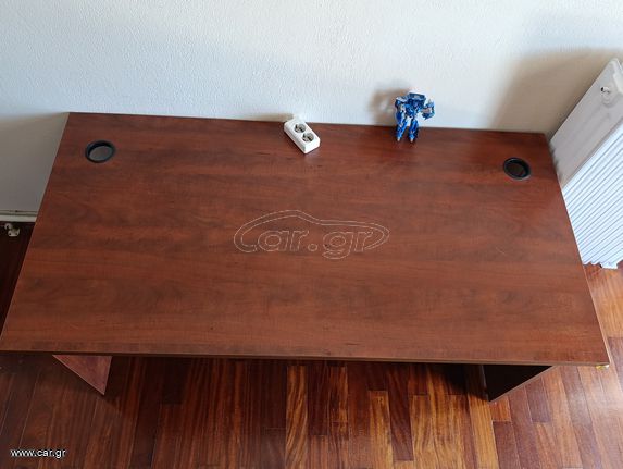 Επαγγελματικό διευθυντικό γραφείο πλάτους 160cm