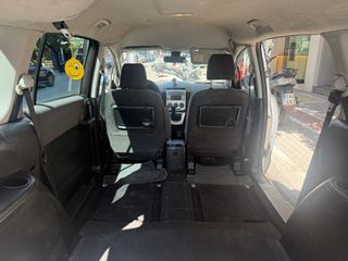 Mazda 5 2008-thumb-10