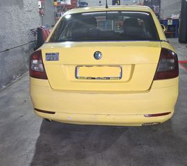 Skoda Octavia 2013-thumb-3