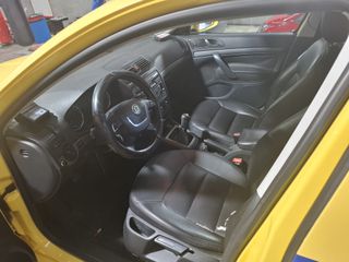 Skoda Octavia 2013-thumb-4
