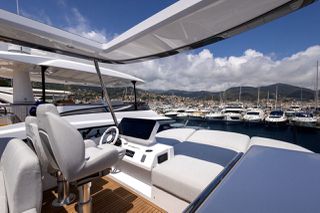 Azimut 2026 53 Fly-thumb-5