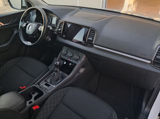Skoda Karoq 2020 AMBITION-thumb-13