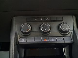 Skoda Karoq 2020 AMBITION-thumb-24