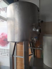 Υπερυψωμένο δοχείο 1000λιτρων