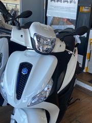Piaggio Medley 200 2026 s-thumb-1