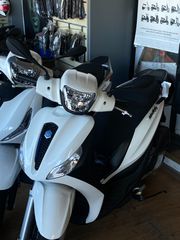 Piaggio Medley 200 2026 s-thumb-4